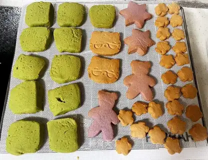Basic colored cookies