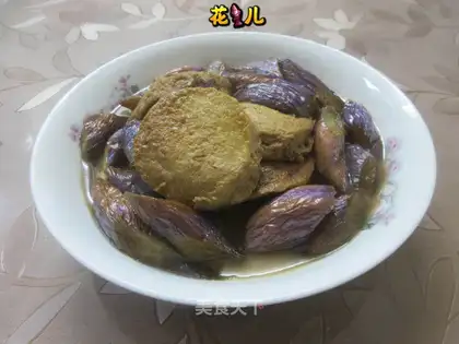 Cheese-burning rooster