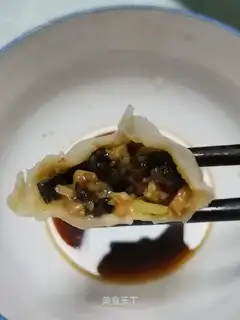 Home-to-home mushrooms and ear dumplings
