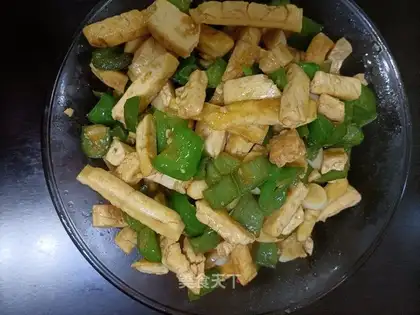 Pepper fried tofu