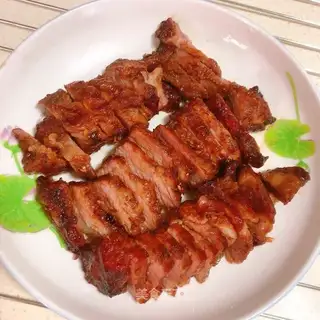 Roasted fork and mountain meat