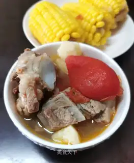 Tomato corn and potatoes