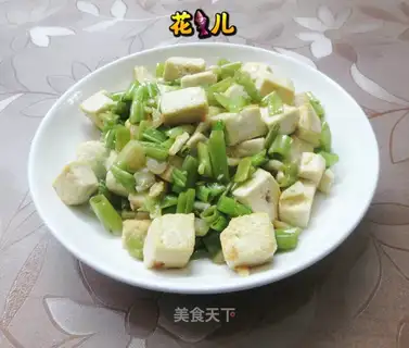Empty cabbage and tofu