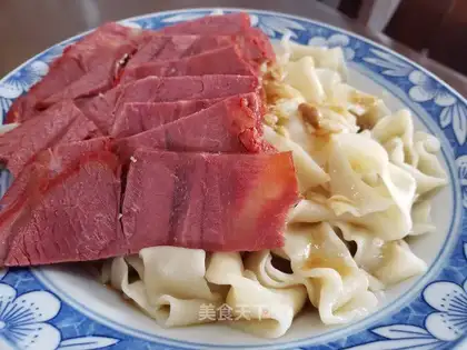 Beef garlic for noodles
