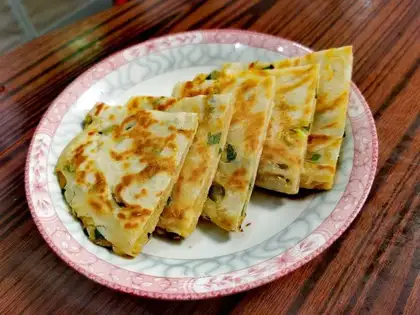 Onion cake