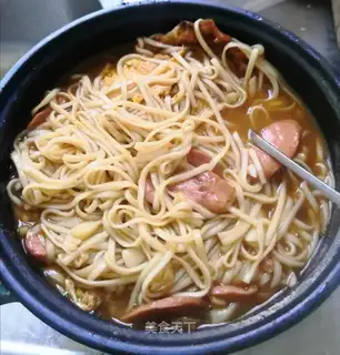 Ham egg noodles