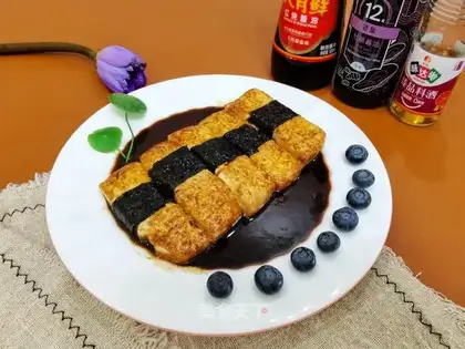 Seaweed tofu