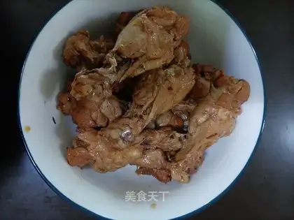 ♪ Hair wings root ♪
