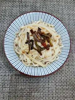 Onion oil