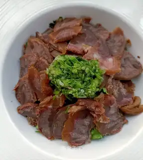 Beef cucumber