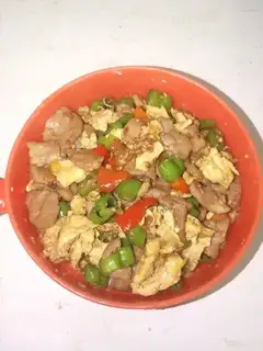 Beef eggs and chili