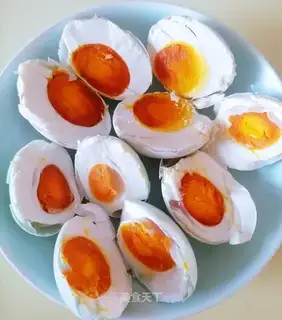 A simple duck egg
