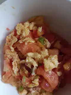 Tomato fried eggs
