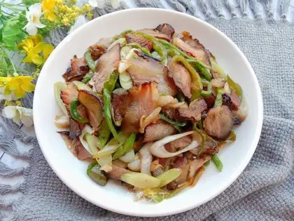 Pepper onions