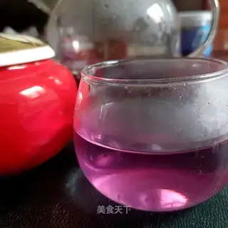 The black bee tea