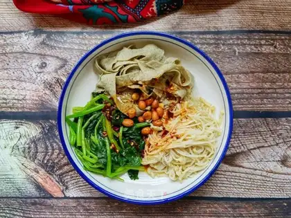 ♪ Golden fungus spinach with black tofu ♪