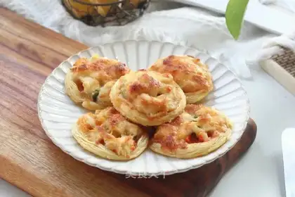 Little egg-tip pizza