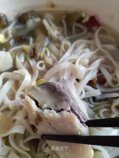 Sourfish noodles