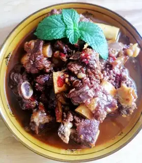 Red roast steak