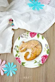 Fried salmon