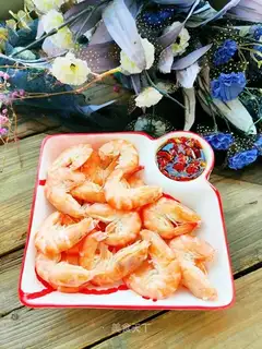 Boiled shrimp