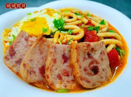 Tomato lunch and eggnog noodles