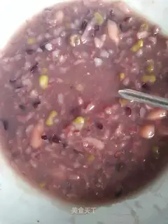 Mom's greasy porridge