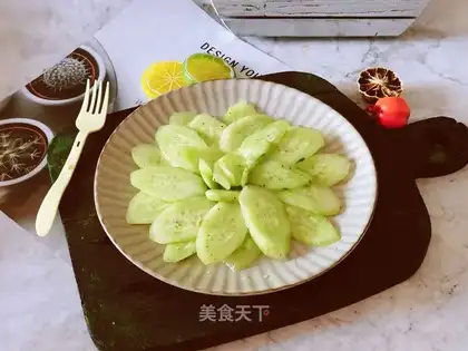 Black pepper and cucumber