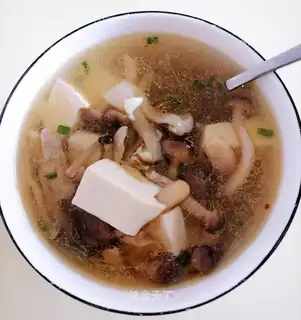 Crab mushroom tofu soup