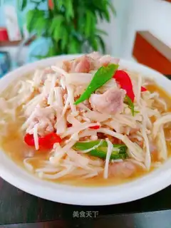 Gold-cracking mushroom fried meat