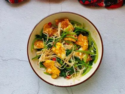 ♪ Golden fungus spinach ♪