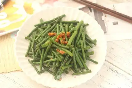 Garlic beans