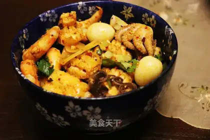 Spicy seafood string