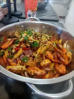 Spicy shrimp pan