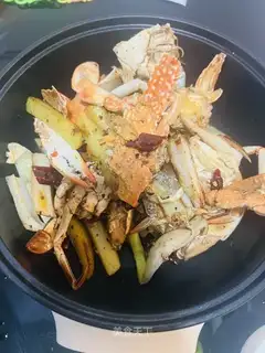 Crab hotpot