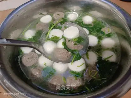Fishball beefball soup