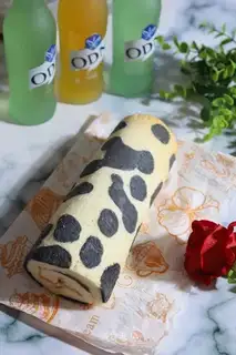 Cream Swiss roll