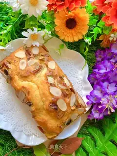 Pinecake nut cake