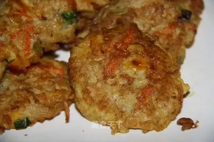 Flammulina velutipes egg pancakes