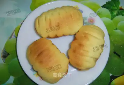 Mexican honey bean buns