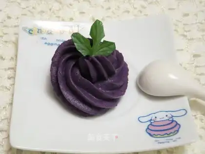 Purple sweet potato cheese puree