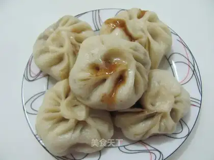 Small steamed buns with onions