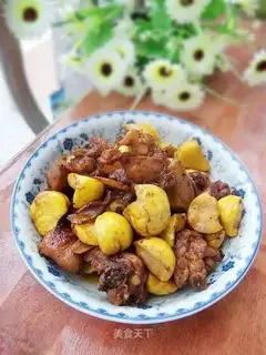 Roasted chicken with chestnut