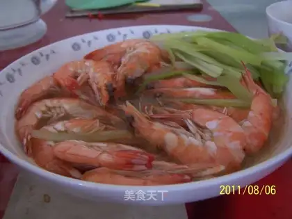 Steamed shrimp