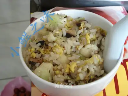 Fried rice with mixed vegetables