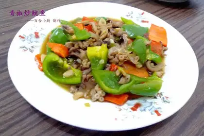 stir-fried squid with green pepper