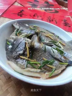 Steamed sea fish