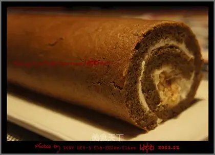 Cocoa meat floss roll