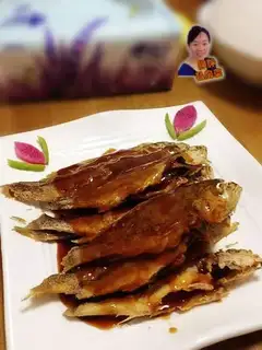 Sweet and sour yellow croaker