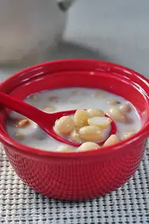 Peanut milk soup